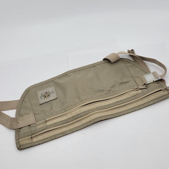 Eagle Creek Travel Gear Convertible Waist Fanny Travel  Pack Khaki - Picture 11 of 14